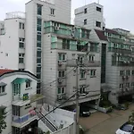 Hongdae Sinchon Yeonhui House B Floor
